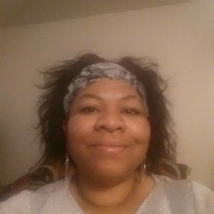 Meet your Posher, Shronda